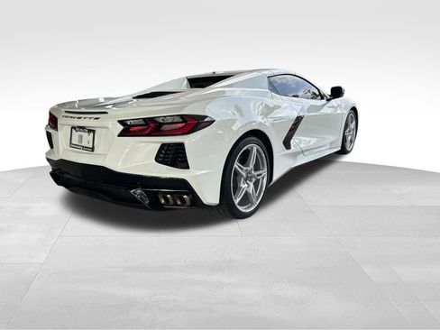 Used 2024 Chevrolet Corvette Stingray Preferred Conv w/ 2LT RWD image 3