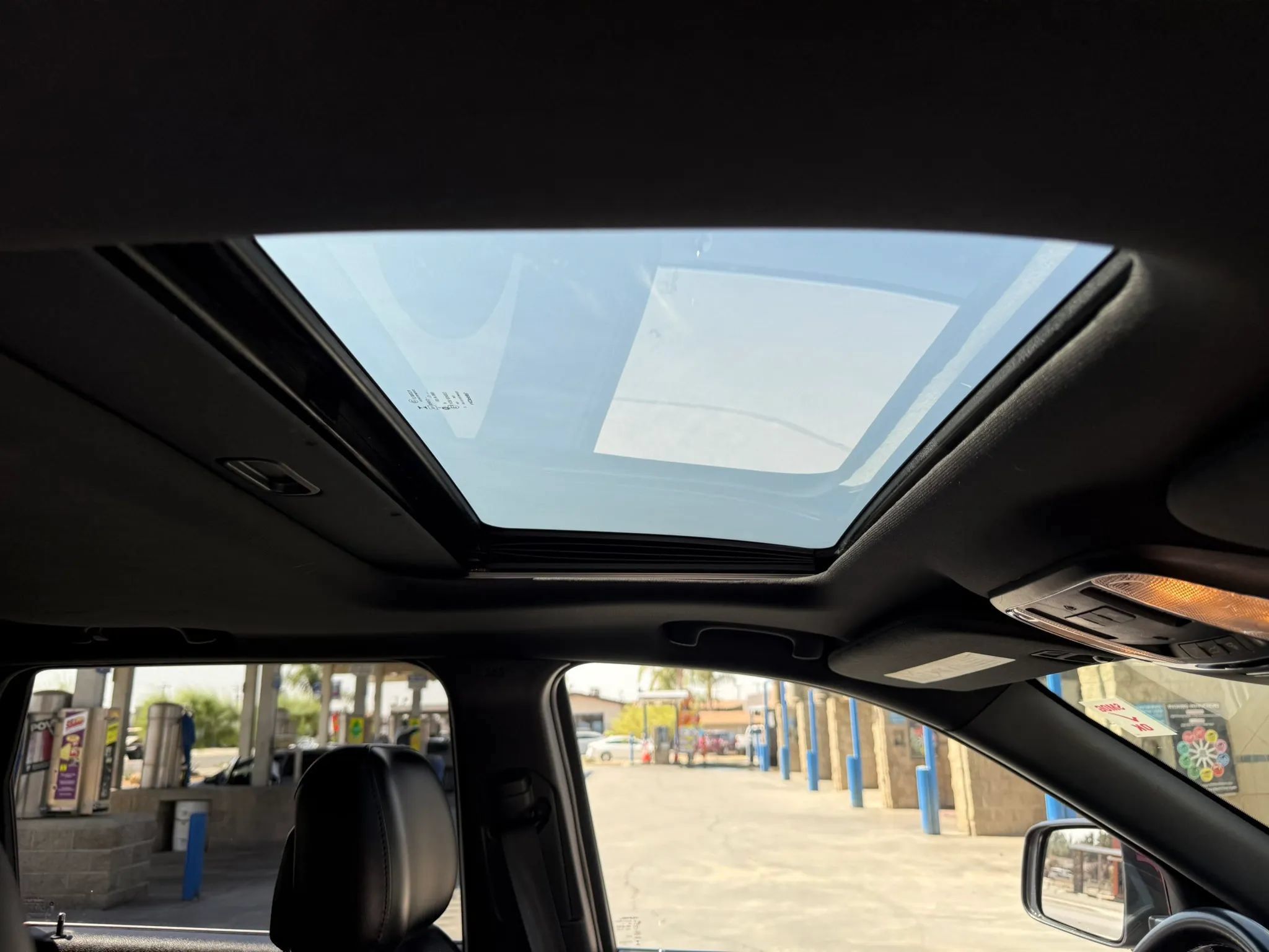 Used 2015 Jeep Grand Cherokee Altitude RWD image 22
