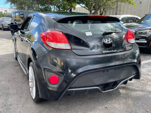 Used 2013 Hyundai Veloster Turbo image 7