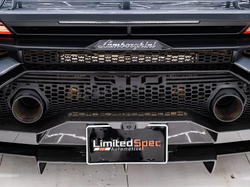 Used 2023 Lamborghini Huracan STO RWD image 31