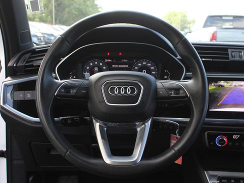 Used 2025 Audi Q3 2.0T Premium AWD/4WD image 11