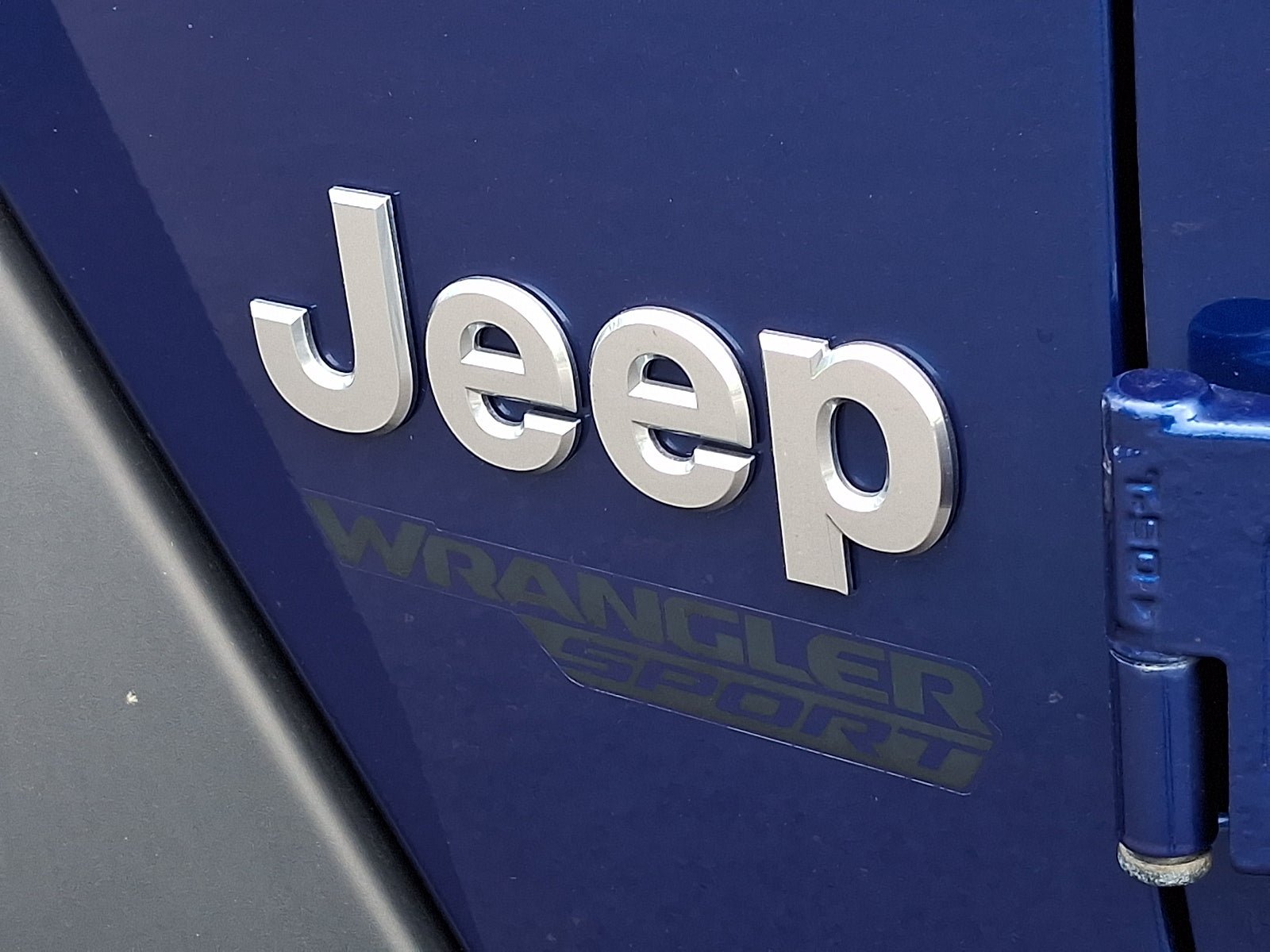 Used 2018 Jeep Wrangler Sport AWD/4WD image 29