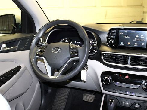 Used 2020 Hyundai Tucson SE AWD/4WD image 14