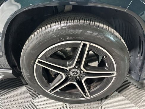 Used 2024 Mercedes-Benz GLS 450 GLS 450 image 9