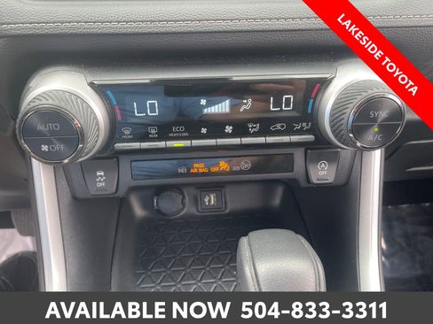 Used 2024 Toyota RAV4 XLE AWD/4WD image 31