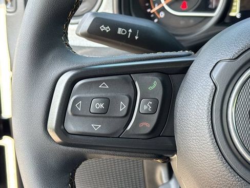 Used 2024 Jeep Wrangler Unlimited Sport AWD/4WD image 27