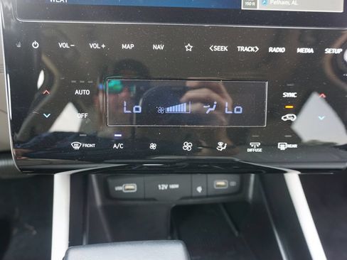 Used 2024 Hyundai Tucson SEL w/ Convenience Package AWD/4WD image 13