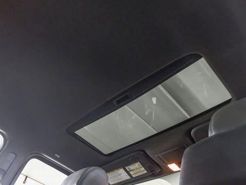 Used 2016 Ford F250 Platinum w/ FX4 Off-Road Package image 22