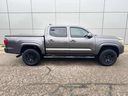Certified 2021 Toyota Tacoma SR AWD/4WD image 36