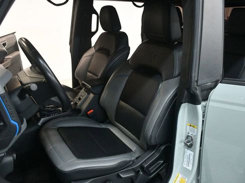 Used 2022 Ford Bronco Black Diamond image 34