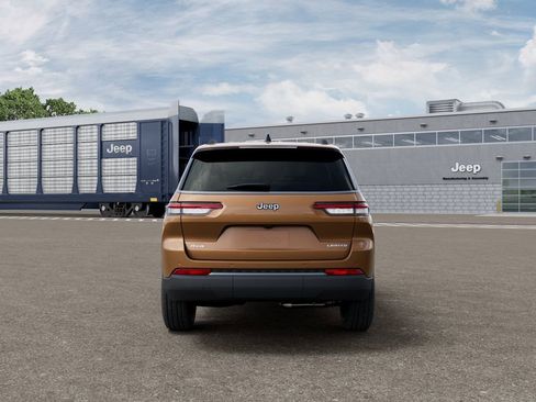 New 2026 Jeep Grand Cherokee L Limited w/ Limited Altitude Package image 7