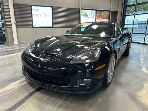 Used 2008 Chevrolet Corvette Z06 w/ Preferred Equipment Group RWD image 3