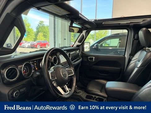Used 2020 Jeep Wrangler Unlimited Sahara AWD/4WD image 24