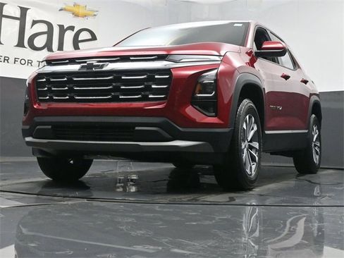 New 2026 Chevrolet Equinox LT image 4