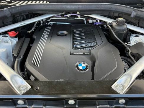Used 2021 BMW X5 sDrive40i w/ Premium Package RWD image 32