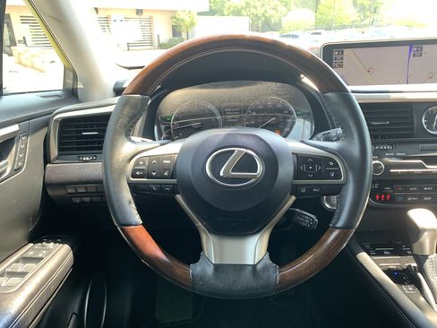 Used 2017 Lexus RX 350 AWD w/ Premium Package image 18