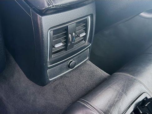 Used 2018 BMW M4 Convertible w/ Competition Package RWD image 23