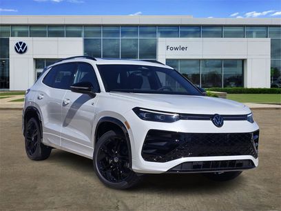 New 2026 Volkswagen Tiguan SE R-Line