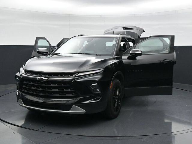 Used 2023 Chevrolet Blazer LT w/ Midnight/Sport Edition AWD/4WD image 45