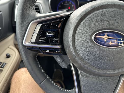 Used 2019 Subaru Outback 2.5i Limited AWD/4WD image 18