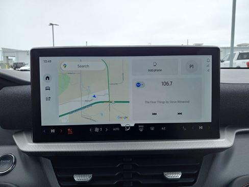 Used 2025 Ford Explorer ST-Line w/ ST-Line Street Pack image 21