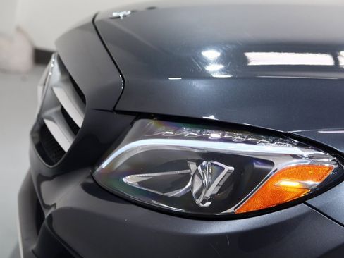 Used 2015 Mercedes-Benz C 300 4MATIC Sedan image 17