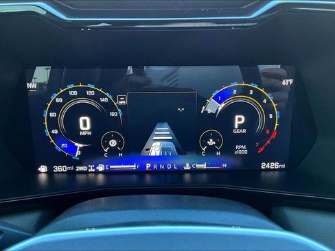 Used 2024 Chevrolet Colorado ZR2 w/ ZR2 Convenience Package III image 22