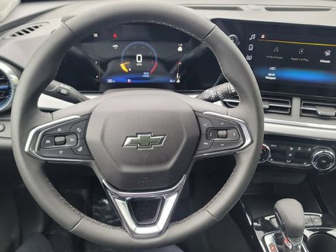New 2026 Chevrolet Trax LT w/ Driver Confidence Package FWD image 20