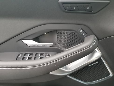 Used 2024 Jaguar E-PACE R-Dynamic SE image 20