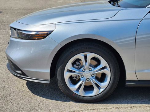 New 2025 Honda Accord LX image 7