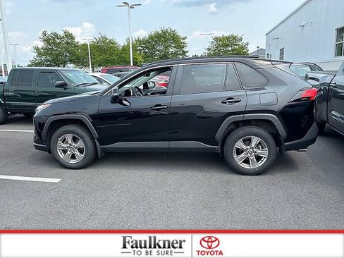 Certified 2023 Toyota RAV4 XLE w/ Convenience Package AWD/4WD image 17