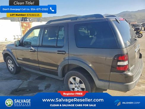 Used 2007 Ford Explorer XLT image 3