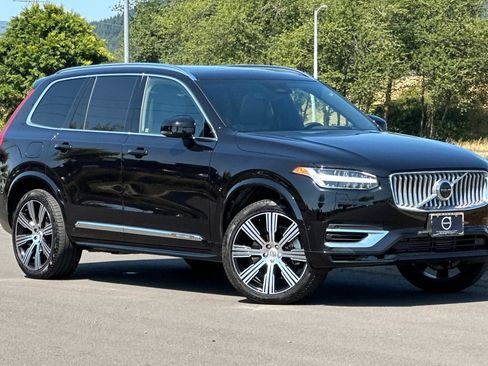 Used 2024 Volvo XC90 T8 Ultimate w/ Lounge Package AWD/4WD image 1
