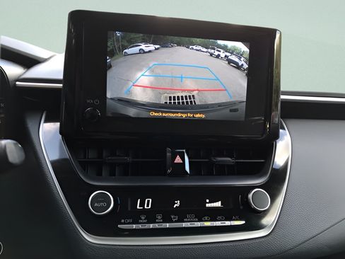 Certified 2024 Toyota Corolla LE FWD image 18