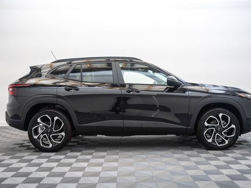 New 2026 Chevrolet Trax RS w/ Sunroof Package FWD image 4