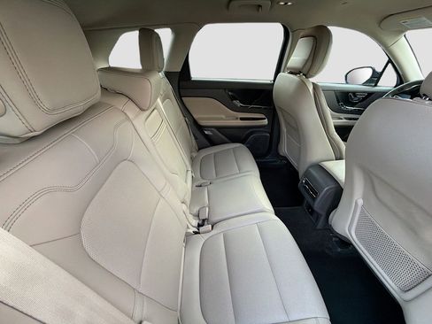 Used 2020 Lincoln Corsair FWD w/ Convenience Package image 28