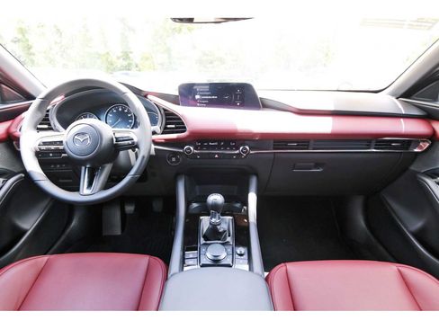 Used 2026 MAZDA MAZDA3 2.5 S Hatchback w/ Premium Pkg FWD image 7