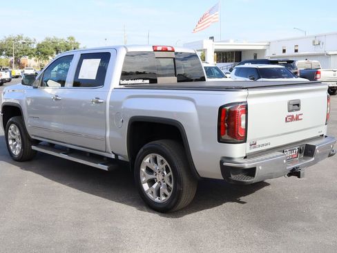 Used 2018 GMC Sierra 1500 SLT w/ SLT Premium Package image 6