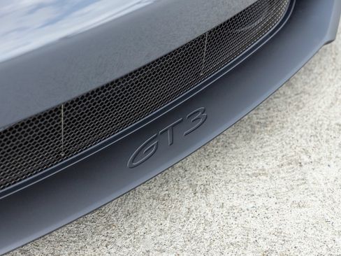 Used 2025 Porsche 911 GT3 RWD image 18