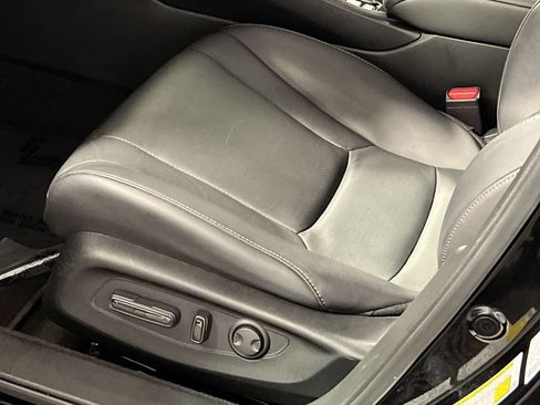 Used 2025 Honda Accord EX-L image 15