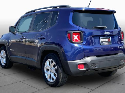 Used 2016 Jeep Renegade Latitude FWD image 12