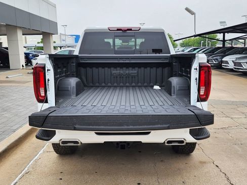 New 2026 GMC Sierra 1500 AT4 w/ AT4 Premium Package AWD/4WD image 49