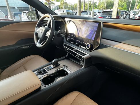 Used 2024 Lexus RX 350 Premium w/ Accessory Package (Z1) image 46