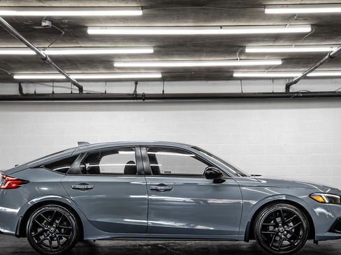 Used 2022 Honda Civic Sport image 6