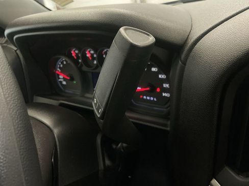Used 2025 Chevrolet Silverado 1500 Custom w/ Turbomax Blackout Package AWD/4WD image 10