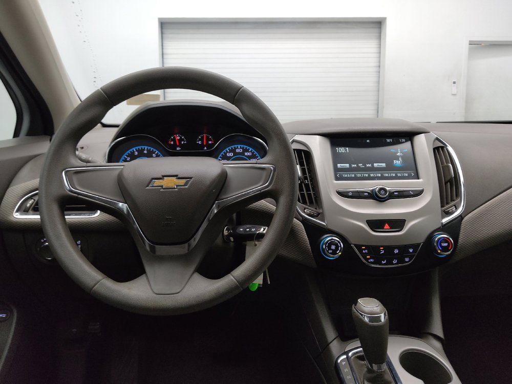 Used 2016 Chevrolet Cruze LS FWD image 22