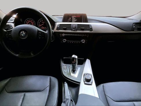 Used 2015 BMW 320i Sedan RWD image 15