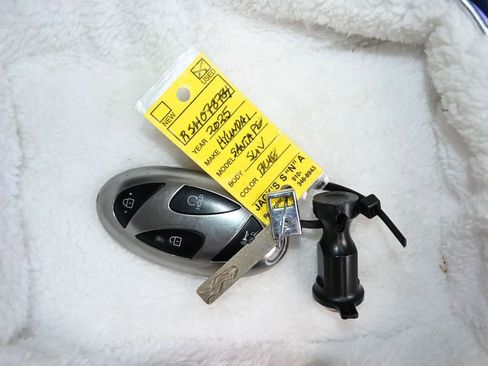 Used 2025 Hyundai Santa Fe SEL FWD image 22