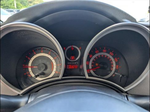 Used 2014 Scion tC FWD image 15