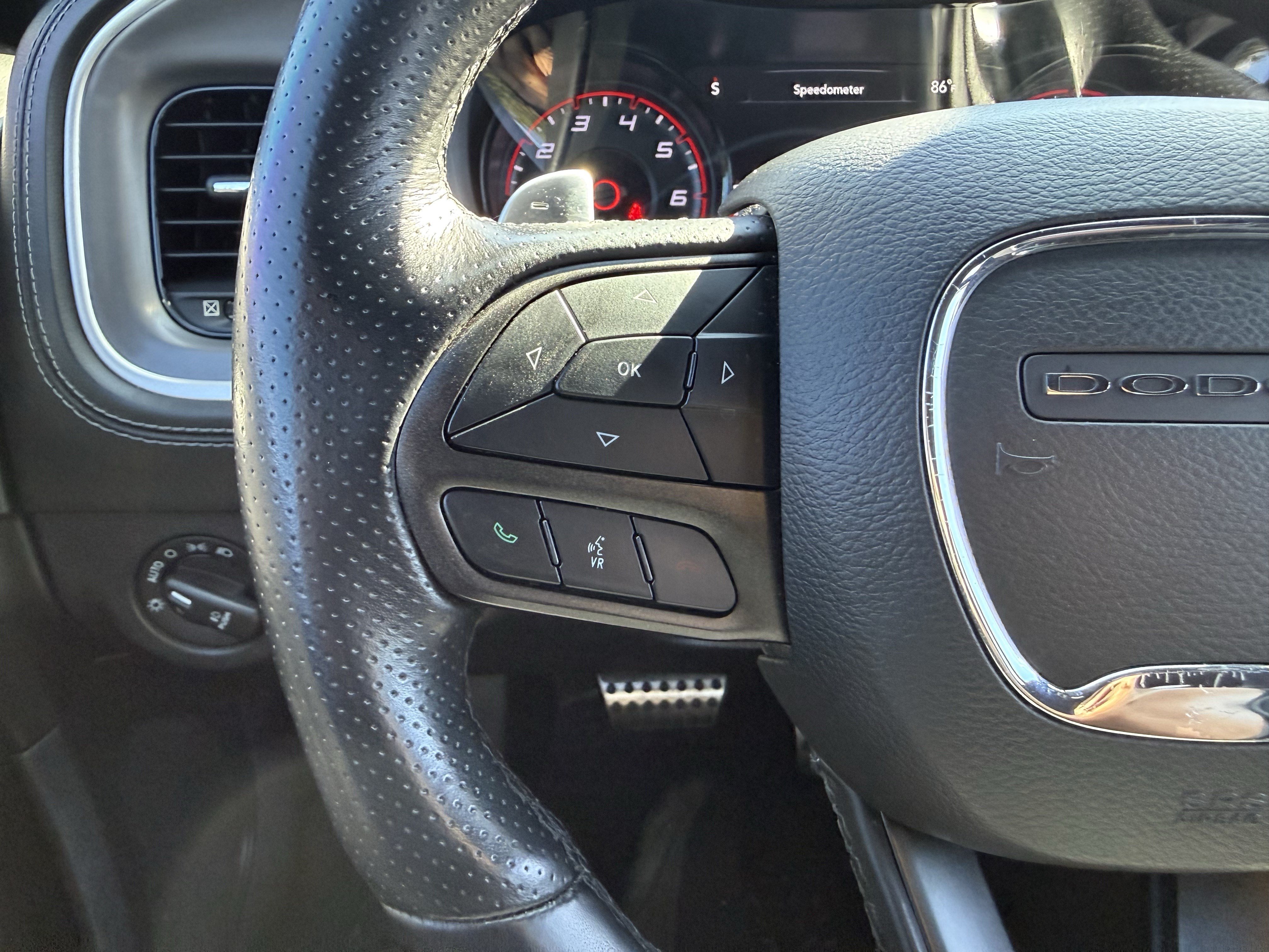 Used 2022 Dodge Charger R/T w/ Plus Group RWD image 18